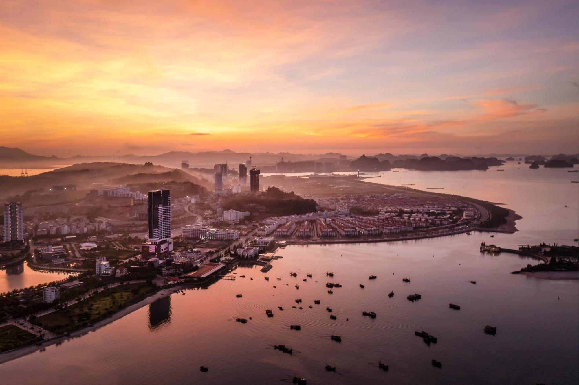 Radisson Blu Ha Long Bay Hotel Kültér fotó