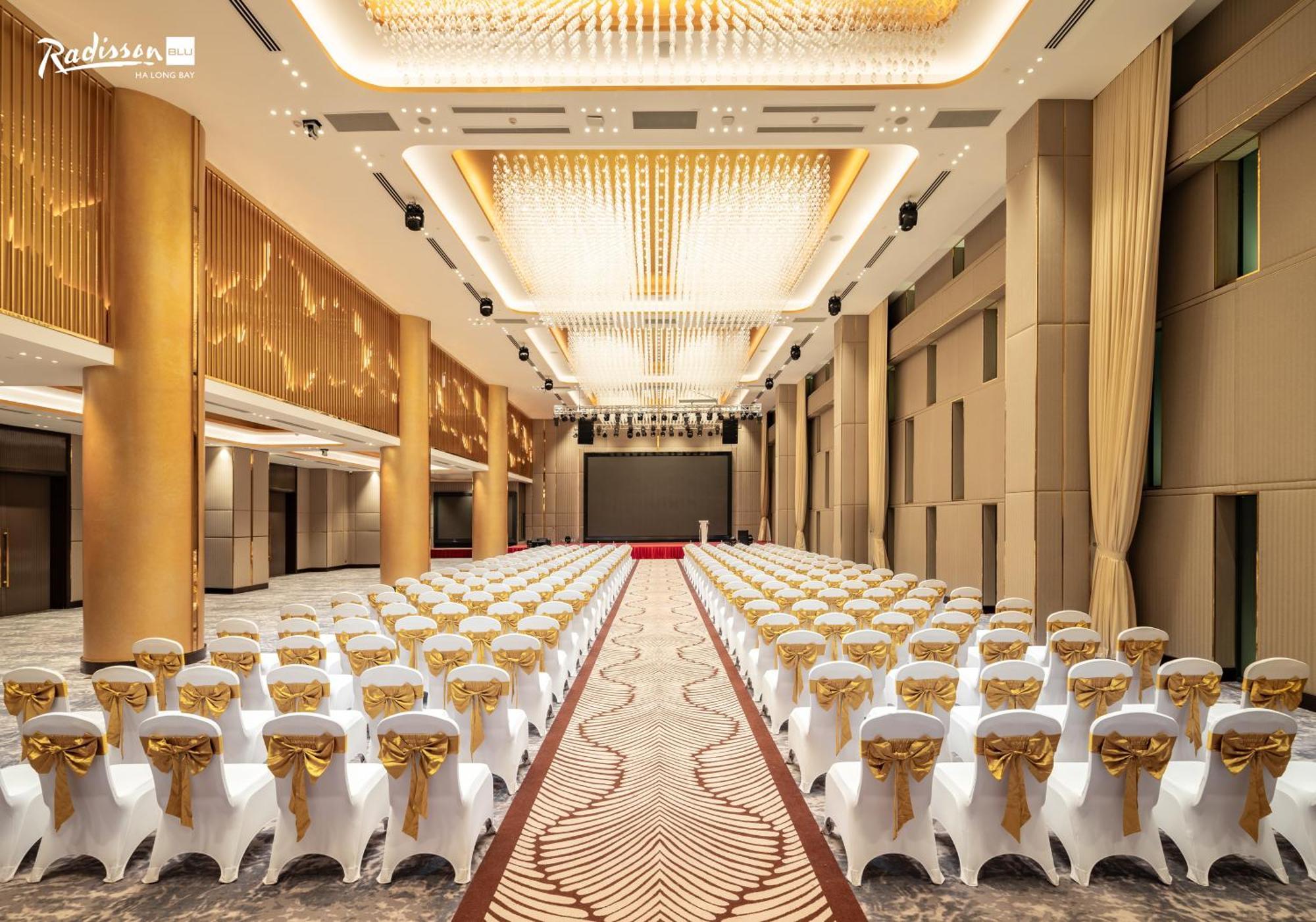 Radisson Blu Ha Long Bay Hotel Kültér fotó