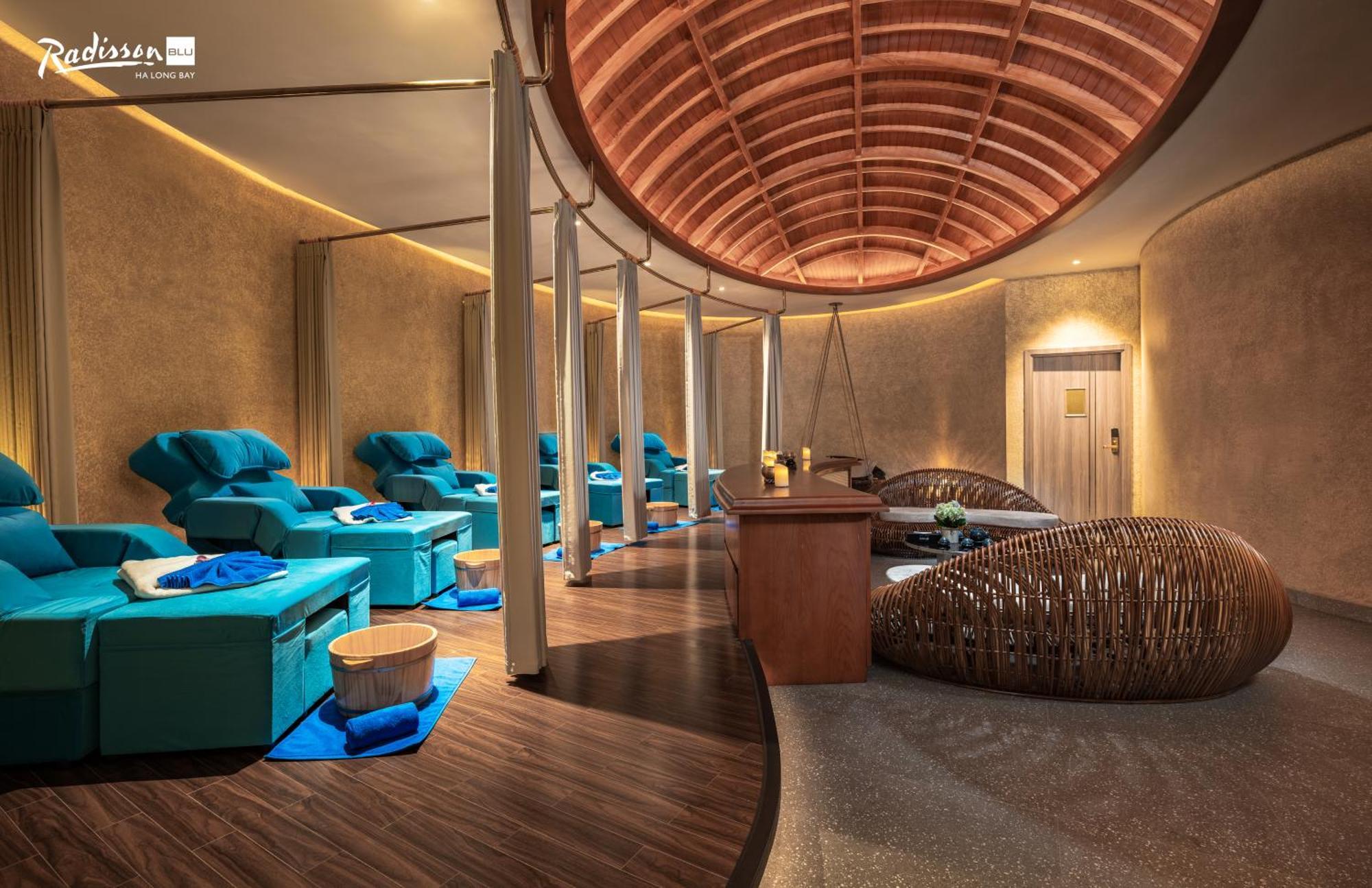 Radisson Blu Ha Long Bay Hotel Kültér fotó